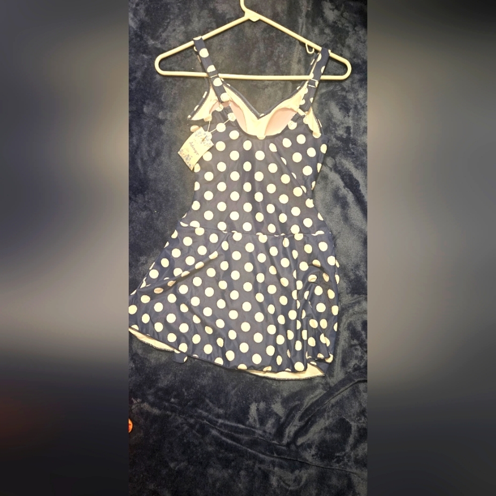 Women's sz large blue & white polka dot bathing suit